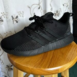 Adidas Men's Triple Black Sneakers